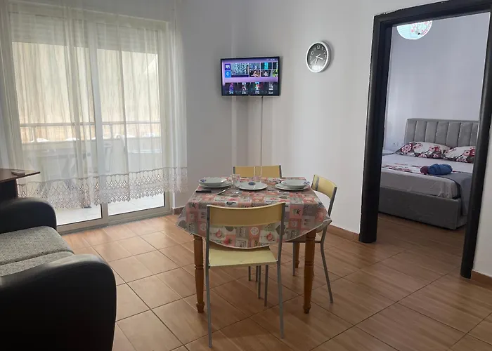 Coastal 9th Flour Appartamento Durrës